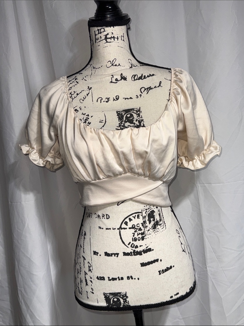 Altar'd State Cream Puff-Sleeve Cropped Top